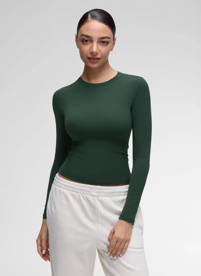 Softembrace Form-Fitting Long-Sleeve Top – Seamless Stretch For All-Day Ease 1